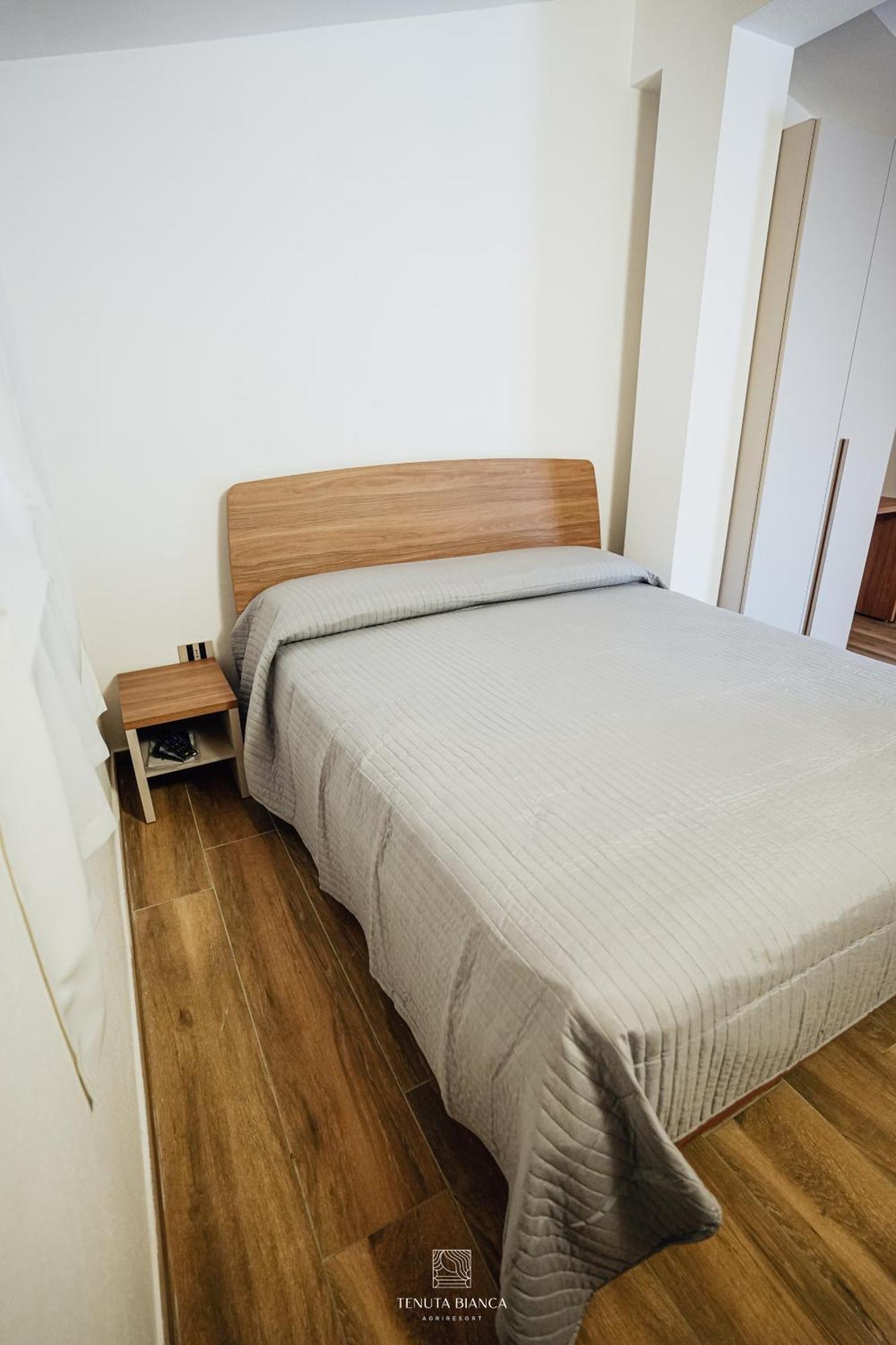 Tenuta Bianca Agriresort Sanza Eksteriør billede