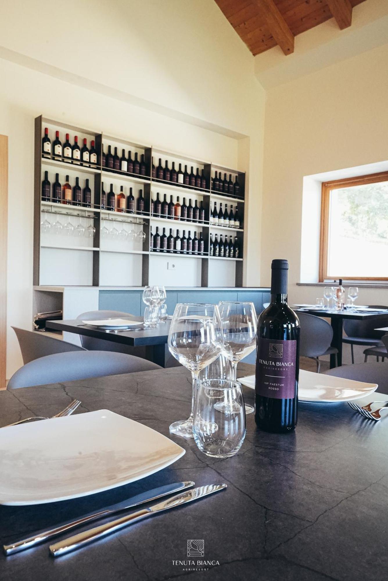 Tenuta Bianca Agriresort Sanza Eksteriør billede